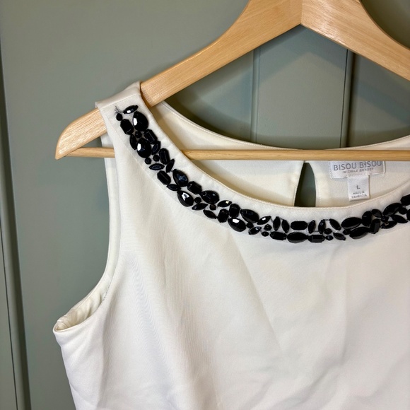 Bisou Bisou Ivory Beaded Peplum Tank Top with Keyhole Back Size Large Party Wear - Picture 2 of 7